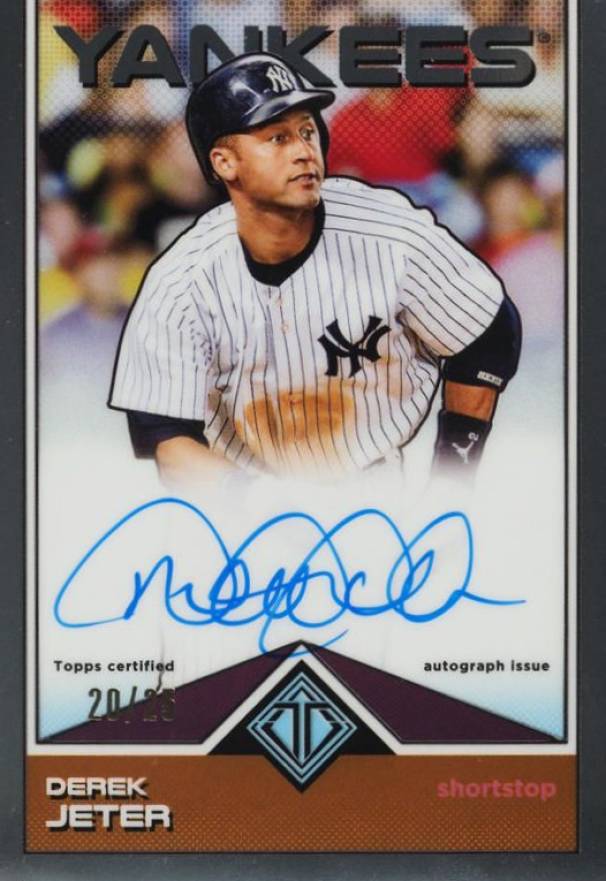 2024 Topps Transcendent Collection Transcendent Icons Chrome Autographs Derek Jeter #DJ Baseball Card