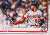 2019 Topps #213 Juan Soto Batting-Vintage Stock Baseball Card