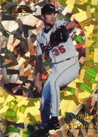 1998 Bowman's Best #63 Mike Mussina Atomic Refractor Baseball Card