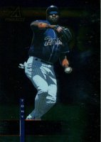 1998 Pinnacle Plus #83 Tony Gwynn Baseball Card