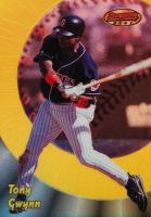 1998 Bowman's Best #23 Tony Gwynn Refractor Baseball Card