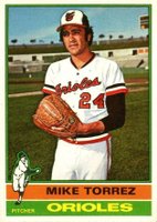 1976 Topps #25 Mike Torrez Baseball Card