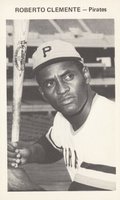 1971 Pittsburgh Pirates Team Issue # Roberto Clemente Baseball Card