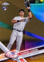 2017 Topps Chrome #169 Aaron Judge Catching-Gold Refractor Baseball Card