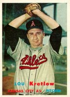 1957 Topps #139 Lou Kretlow Baseball Card