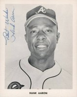 1999 Hall of Fame Autographs # Hank Aaron Photograph Baseball Card