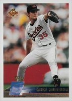 1996 Topps #65 Mike Mussina Baseball Card