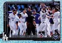 2025 Topps #302 Los Angeles Dodgers Sandglitter Baseball Card