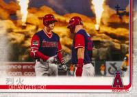 2019 Topps #367 Ohtani Gets Hot Vintage Stock Baseball Card
