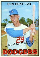 1967 Topps #525 Ron Hunt Baseball Card