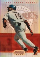 1995 Bowman's Best #21 Tony Gwynn Red Refractor Baseball Card