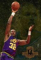 1994 Fleer Career Achievement #2 Karl Malone Basketball Card