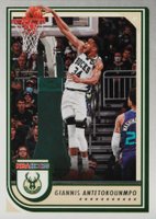 2022 Panini NBA Hoops #44 Giannis Antetokounmpo Basketball Card