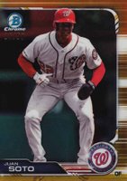 2019 Bowman Chrome #44 Juan Soto Gold Refractor Baseball Card