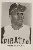 1968 Pirates Team Issue # Roberto Clemente Baseball Card