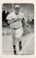 1947 Bond Bread Jackie Robinson # Running down baseline Baseball Card