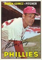 1967 Topps #427e Ruben Gomez Stats totals line nearly gone Baseball Card