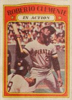 1972 Topps Cloth Sticker # Roberto Clemente Hand Cut Baseball Card