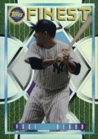2022 Topps Finest Flashbacks #217 Yogi Berra SP-Refractor Baseball Card