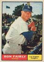 1961 Topps #492e Ron Fairly Bottom of B/B is green Baseball Card