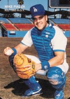 1994 Mother's Cookies Rookie of the Year #4 Mike Piazza Catching Pose Baseball Card