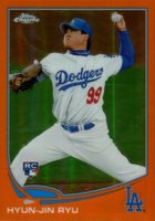 2013 Topps Chrome #25 Hyun-Jin Ryu Pitching-Orange Refractor Baseball Card