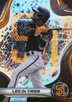 2024 Bowman's Best Top Prospects #TP18 Leo de Vries Refractor Baseball Card