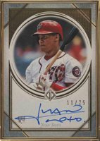 2018 Topps Transcendent Transcendent Collection Autographs #TCAJS Juan Soto Vertical Baseball Card