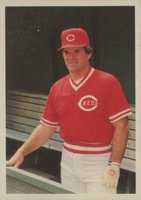 1986 Topps Pete Rose Set #91 Pete Rose Standing in Dugout Baseball Card