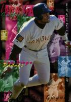 1995 Fleer #560 Tony Gwynn Baseball Card
