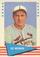 1961 Fleer #61 Joe Medwick Baseball Card
