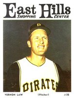 1966 East Hills Pirates #32 Vern Law Baseball Card