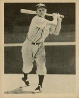1939 Play Ball #1 Jake Powell Baseball Card