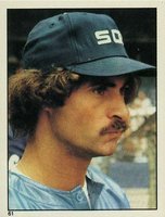 1981 Topps Stickers #61 Bob Molinaro Baseball Card