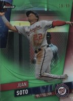 2019 Finest #67 Juan Soto Green Refractor Baseball Card