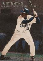 2000 Metal #1 Tony Gwynn Baseball Card