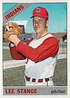 1966 Topps #371 Lee Stange Baseball Card