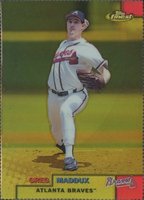 1999 Finest #100 Greg Maddux Gold Refractor Baseball Card