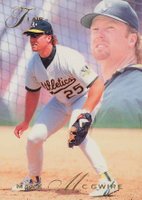 1993 Flair #261 Mark McGwire Baseball Card