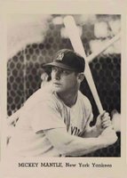 1962 Jay Publishing Photos-Type 2 # Mickey Mantle Batting, Pose to Chest, One Ear Showing Baseball Card