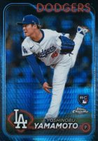 2024 Topps Chrome #18 Yoshinobu Yamamoto Prism Refractor Baseball Card