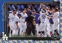 2025 Topps #302 Los Angeles Dodgers Team Color Border Baseball Card