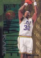 1995 Fleer Tower of Power #2 Karl Malone Basketball Card