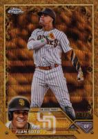 2023 Topps Gilded Collection #66 Juan Soto Wave Gold Etch Baseball Card