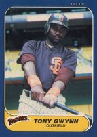 1986 Fleer #323 Tony Gwynn Baseball Card
