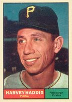 1961 Topps #100 Harvey Haddix Baseball Card