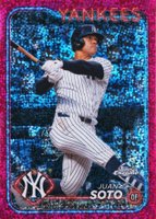 2024 Topps Chrome #150 Juan Soto Magenta Speckle Refractor Baseball Card