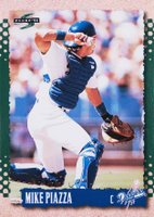 1995 Score #17 Mike Piazza Baseball Card