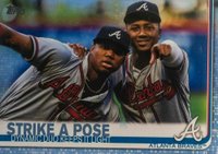 2019 Topps #508 Strike A Pose Father's Day Blue Baseball Card