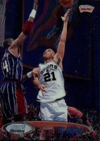 1998 Stadium Club Chrome  #17 Tim Duncan Basketball Card